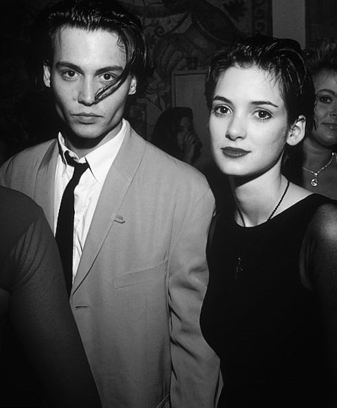 Johnny Depp Style 90s Archival Pictures Of Winona Ryders Style From The 90s With Johnny 5037