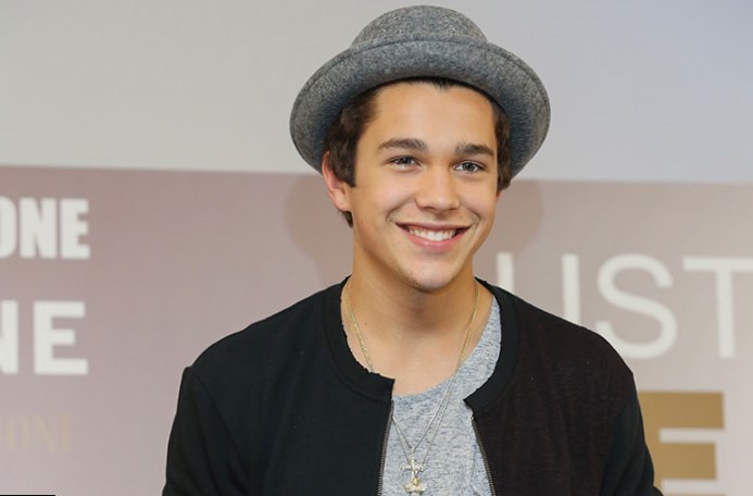 Most of all Austin Mahone is afraid to lose his fans. 
