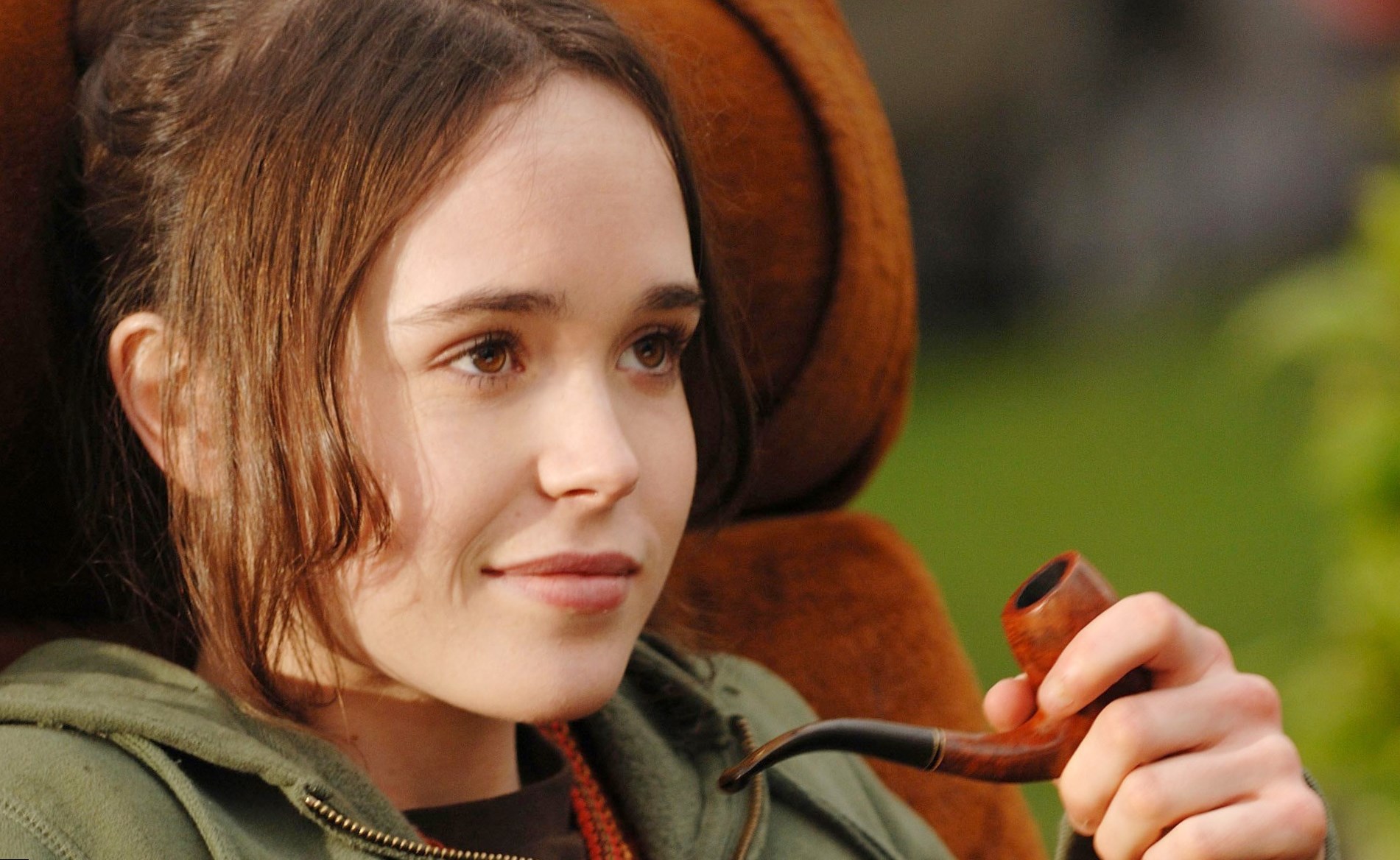 Ellen Page Weight, Height and Age