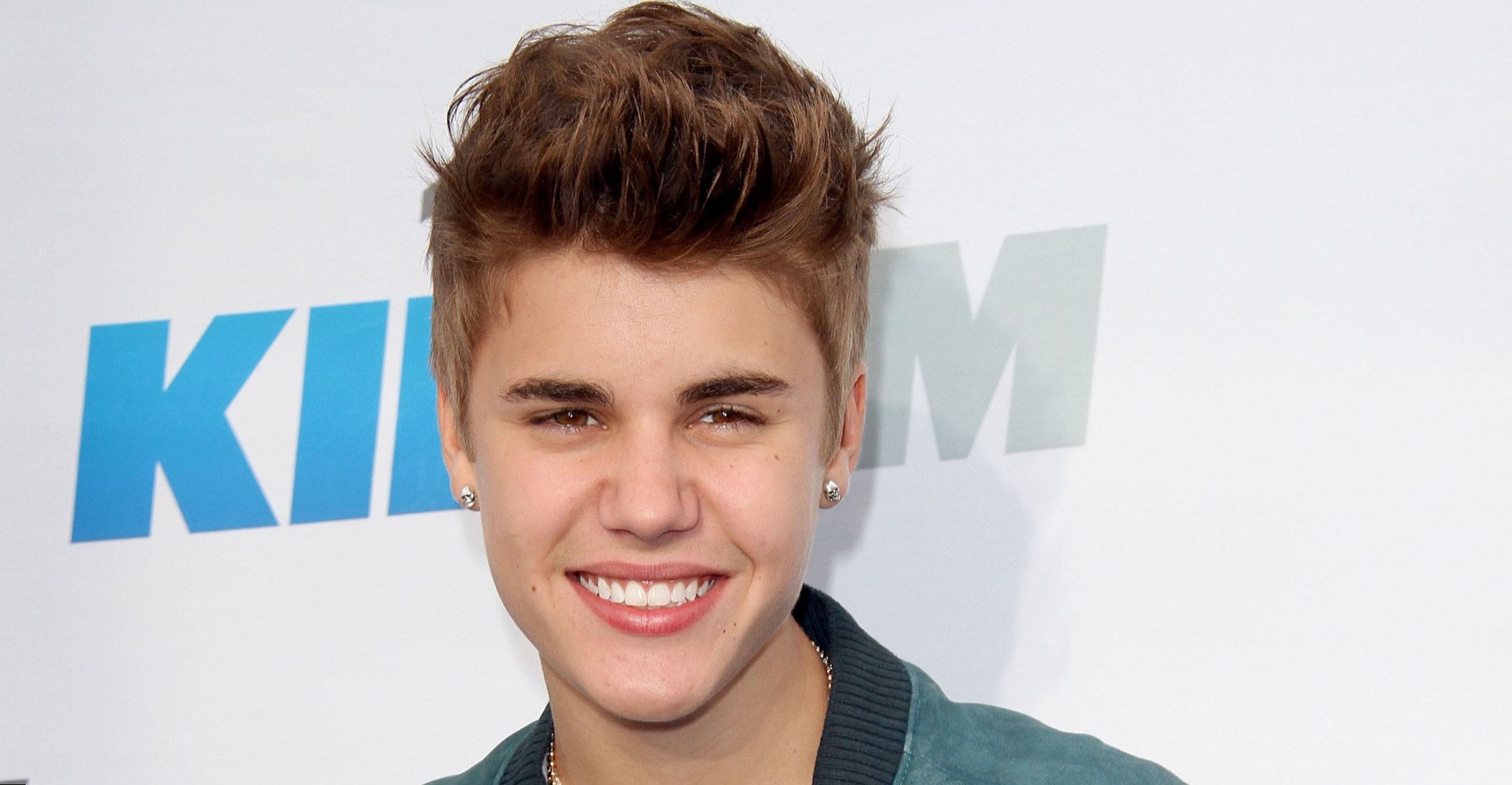 Justin Bieber celebrity hair changes. Really?2229 x 1158
