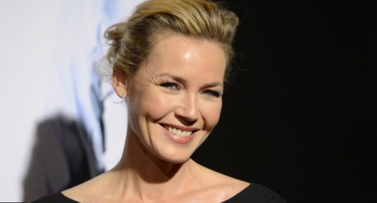 Connie Nielsen Height, Weight, Age