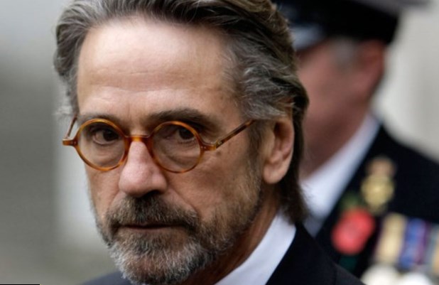 Jeremy Irons weight, height and age. We know it all!