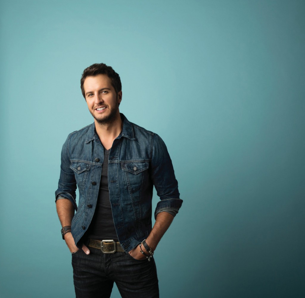 Luke Bryan weight, height and age. We know it all!