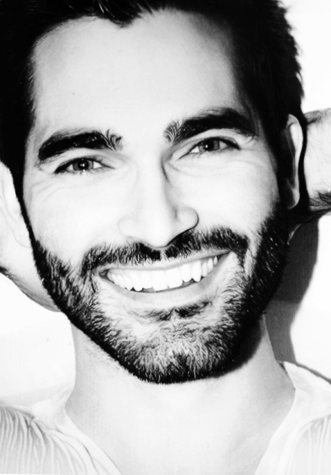 Tyler Hoechlin - Height, Weight, Age