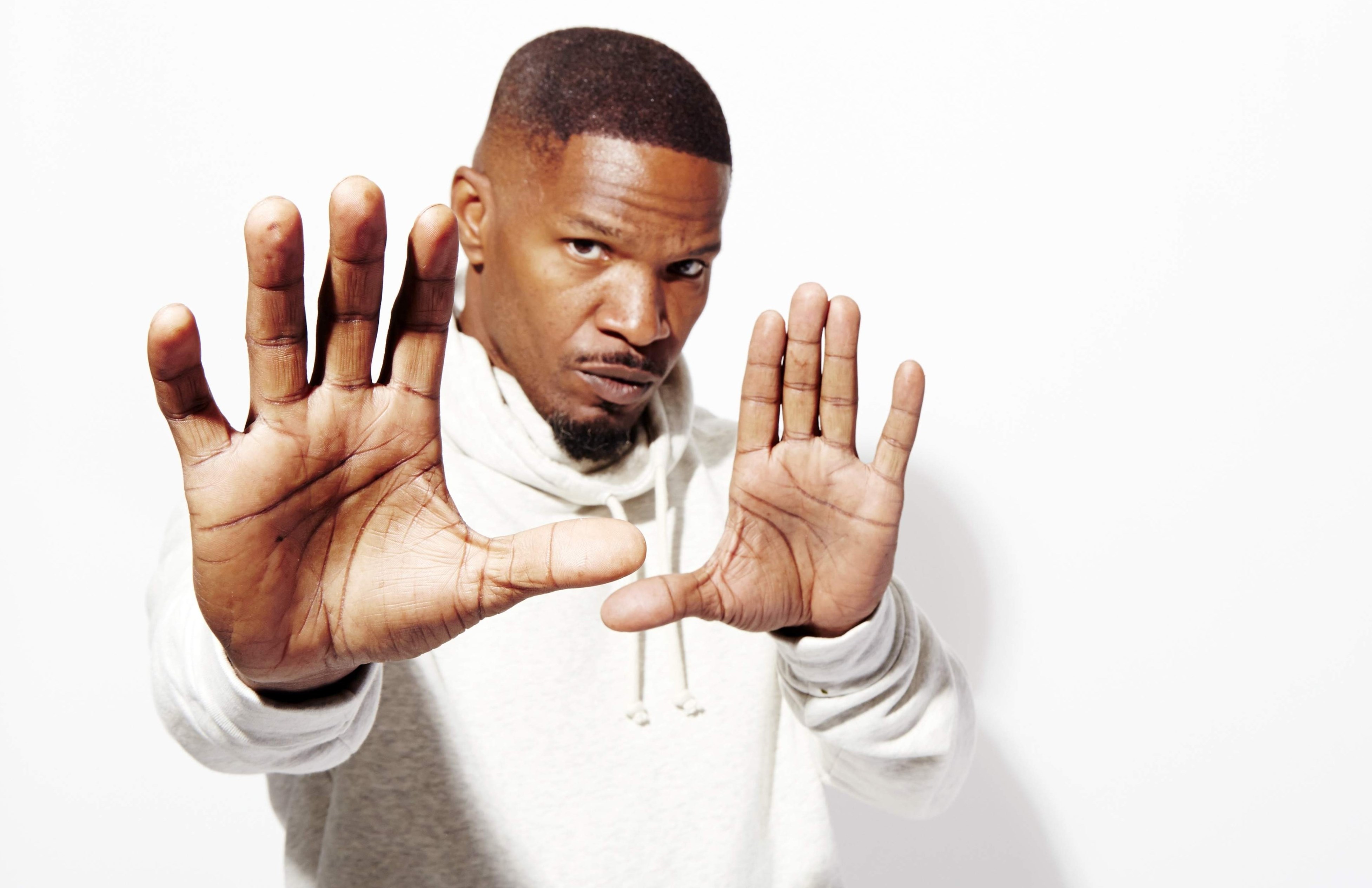 Jamie Foxx weight, height and age. 