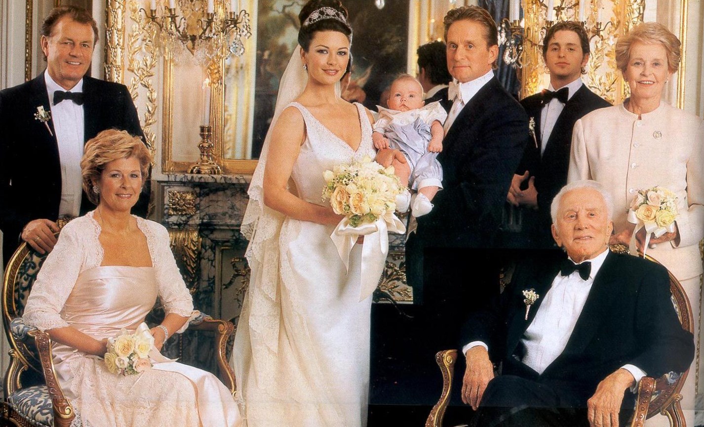 Catherine Zeta Jones family: siblings, parents, children, husband1426 x 864