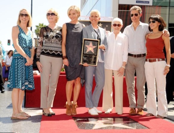 Ellen DeGeneres family: siblings, parents, children, spouse