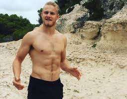 Alexander Ludwig • Altura, Peso, Medidas do corpo, Idade