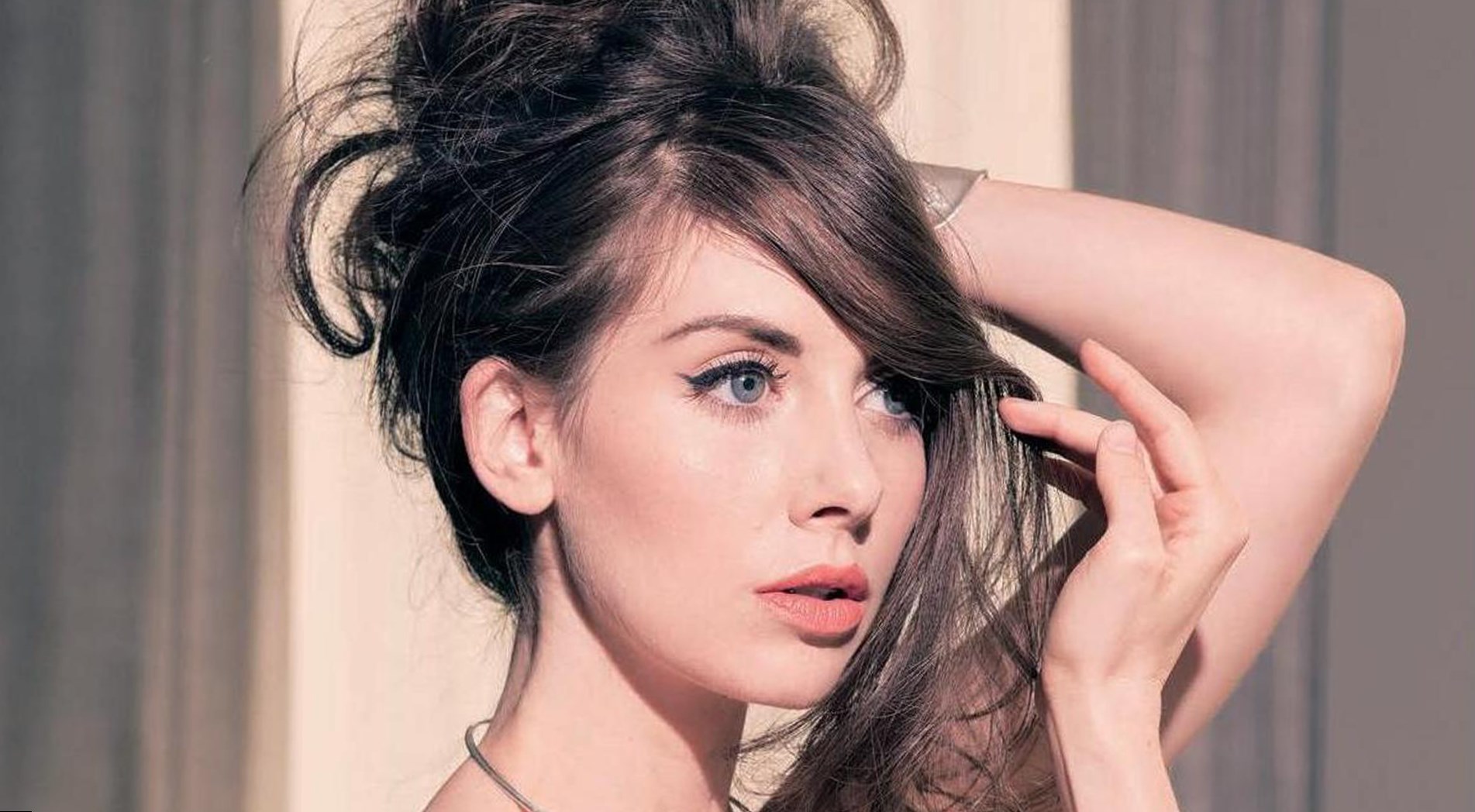 Alison Brie Height, Weight, Age
