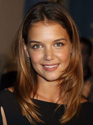 Katie Holmes. Let`s have a look to her hair styles