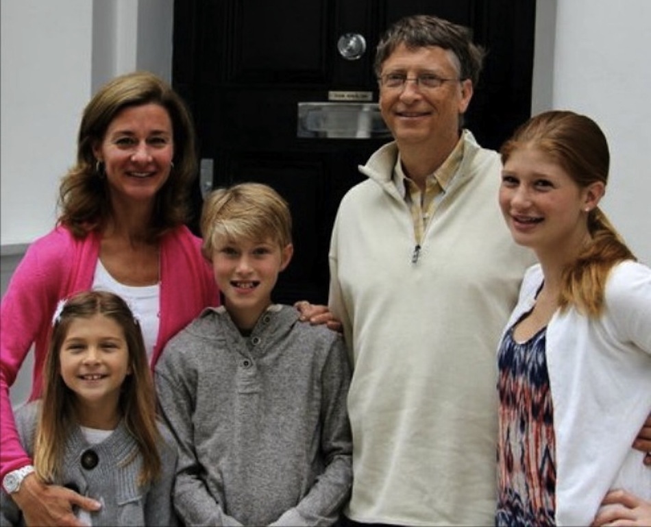 Image result for bill gates wife and children  hd pic