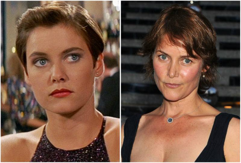 Carey Lowell's eyes and hair color