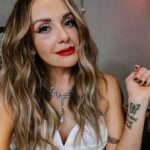 Carly Pearce height, weight